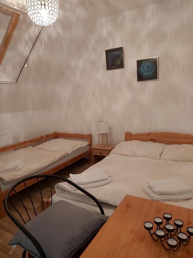 Platanus Vendeghaz Zamardi Bed & Breakfast Exterior foto