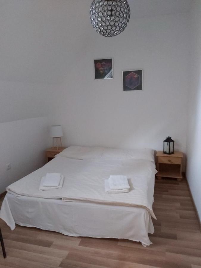 Platanus Vendeghaz Zamardi Bed & Breakfast Exterior foto