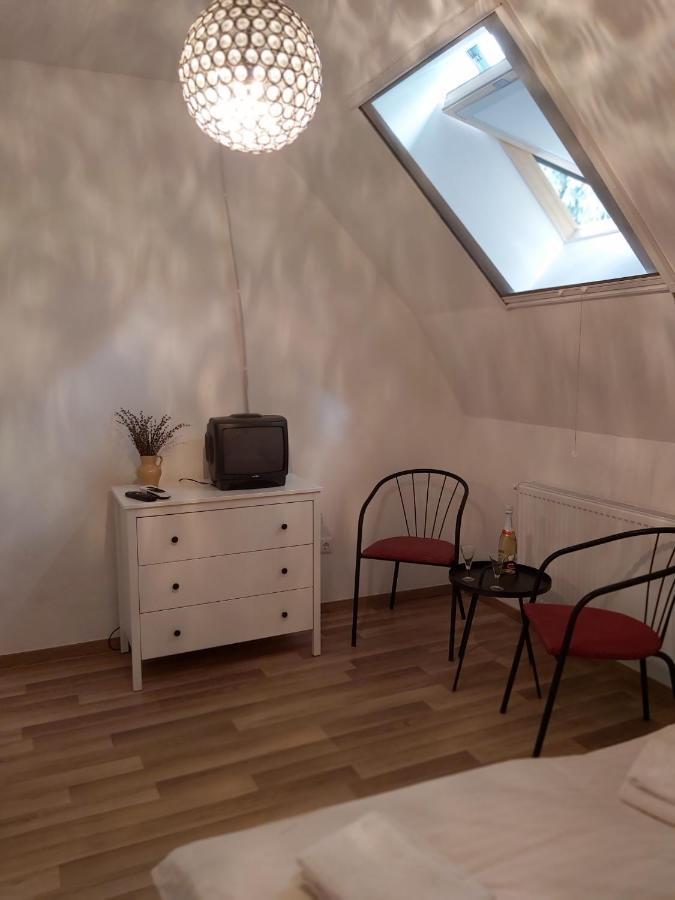 Platanus Vendeghaz Zamardi Bed & Breakfast Exterior foto